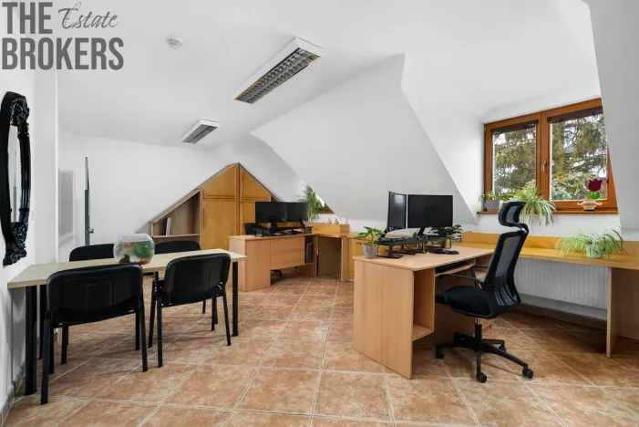 Prodej kanceláře, Miroslav, Havlíčkova, 1190 m2