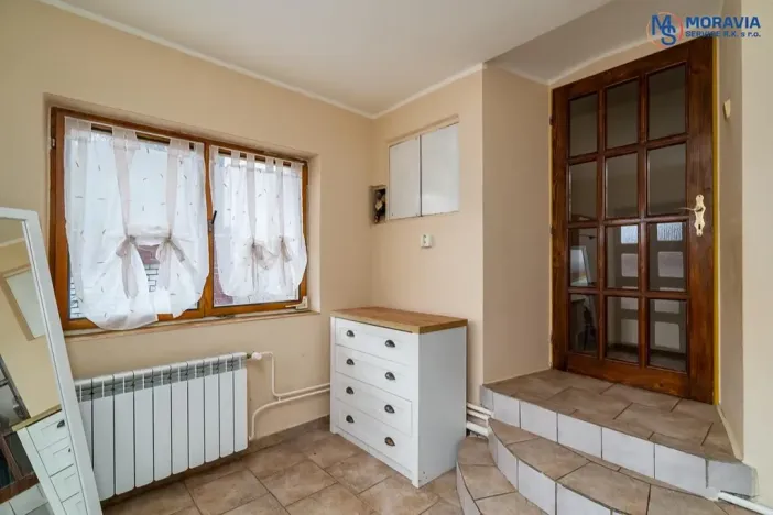 Prodej rodinného domu, Senička, 200 m2