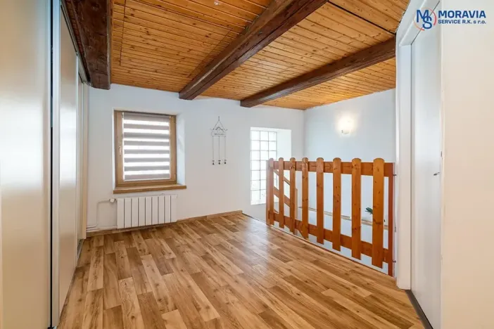 Prodej rodinného domu, Senička, 200 m2