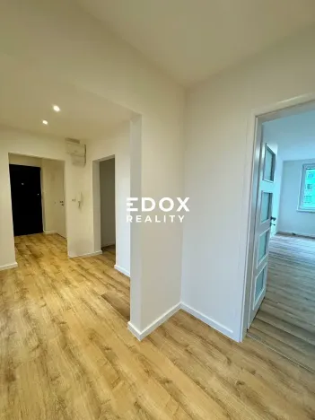 Pronájem bytu 3+1, Praha - Černý Most, Vybíralova, 79 m2