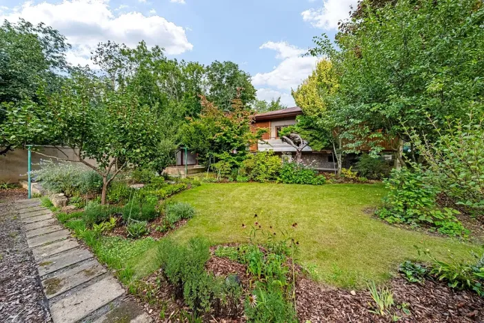 Prodej pozemku pro bydlení, Praha - Zbraslav, Nebeského, 740 m2