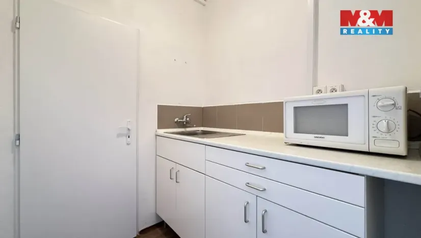 Pronájem kanceláře, Mladá Boleslav, Táborská, 57 m2