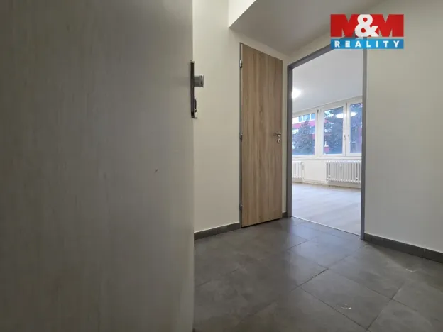 Pronájem bytu 3+kk, Praha - Karlín, Molákova, 56 m2