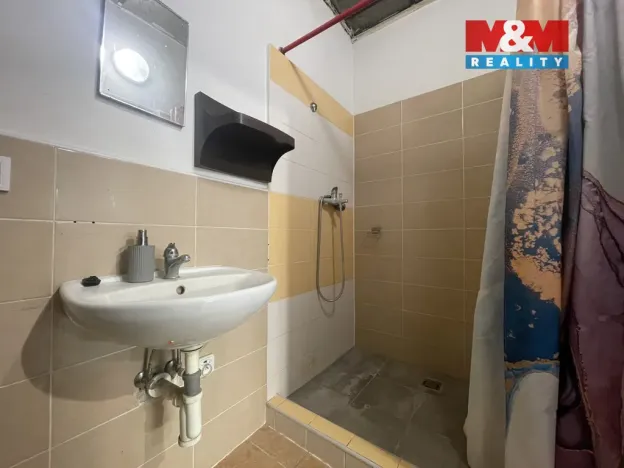 Pronájem bytu 1+kk, Prostějov, Školní, 33 m2