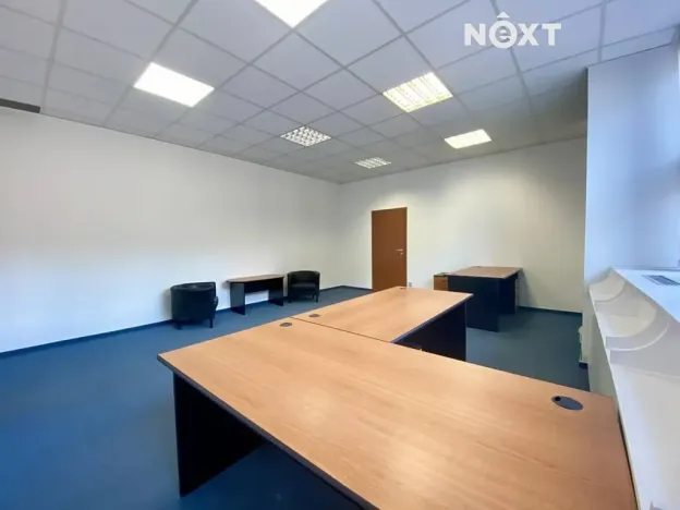 Pronájem kanceláře, Praha - Nové Město, Na Moráni, 67 m2