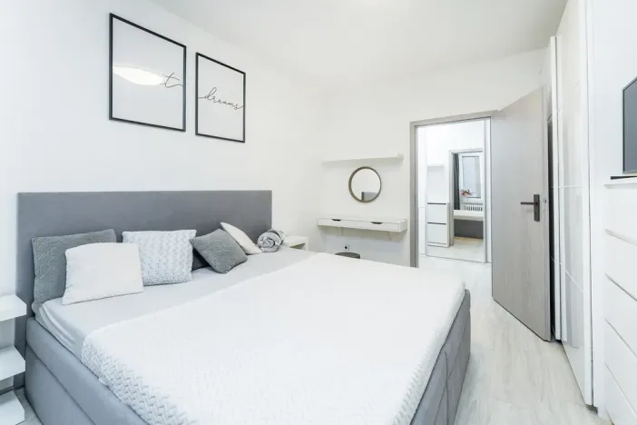 Pronájem bytu 2+1, Hradec Králové - Pražské Předměstí, U Koruny, 60 m2