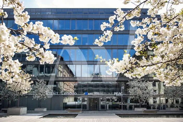 Pronájem kanceláře, Praha - Holešovice, Jankovcova, 330 m2