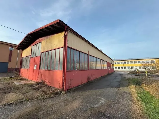 Dražba skladu, Pardubice, 5239 m2