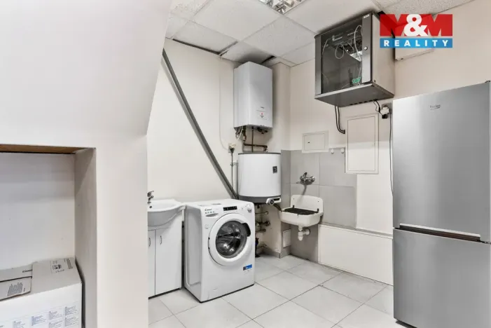 Pronájem obchodního prostoru, Liberec - Liberec II-Nové Město, Truhlářská, 95 m2