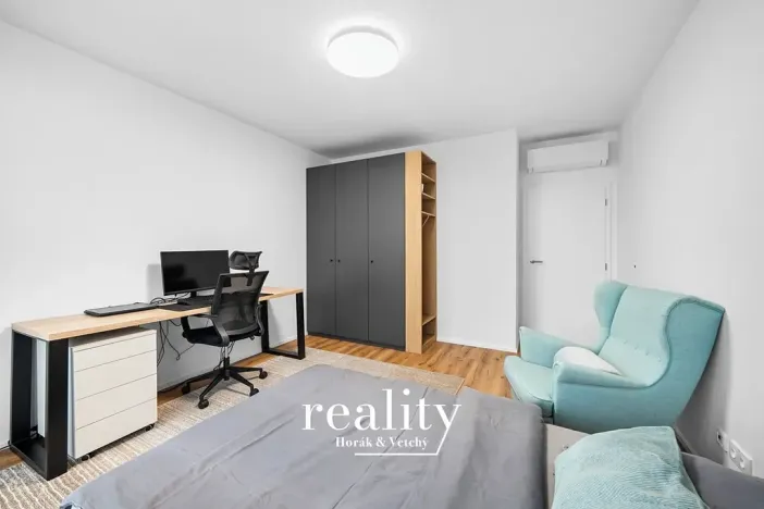 Prodej bytu 4+kk, Znojmo, Jarošova, 110 m2