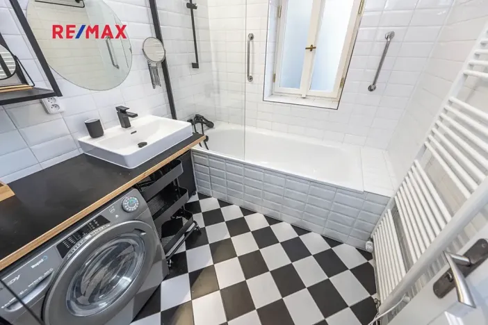 Pronájem bytu 3+kk, Praha - Žižkov, Milíčova, 69 m2