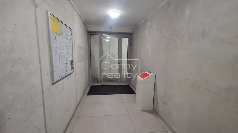 Pronájem bytu 1+kk, Chrudim, Podkopanický mlýn, 30 m2