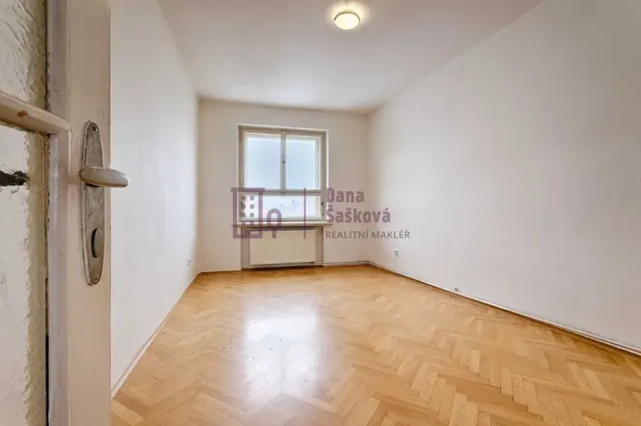 Pronájem bytu 2+1, Jindřichův Hradec, Komenského, 70 m2