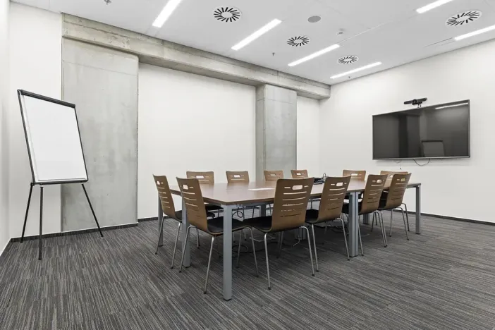 Pronájem kanceláře, Praha - Dejvice, Evropská, 2857 m2