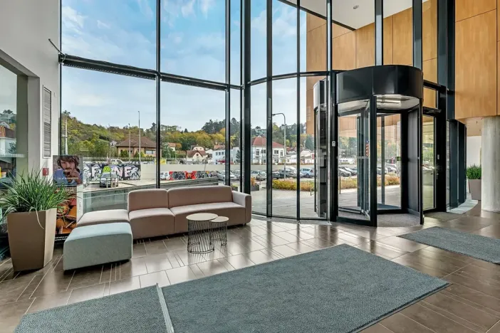 Pronájem kanceláře, Praha - Modřany, Mezi vodami, 250 m2