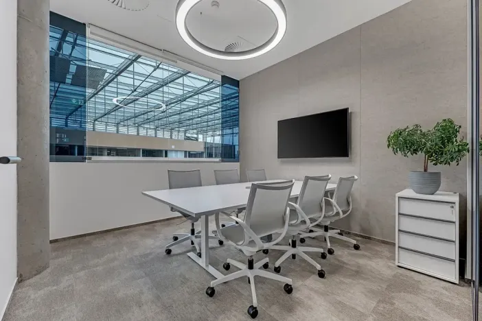 Pronájem kanceláře, Praha - Modřany, Mezi vodami, 2038 m2