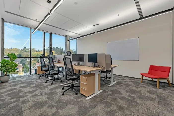 Pronájem kanceláře, Praha - Modřany, Mezi vodami, 2038 m2