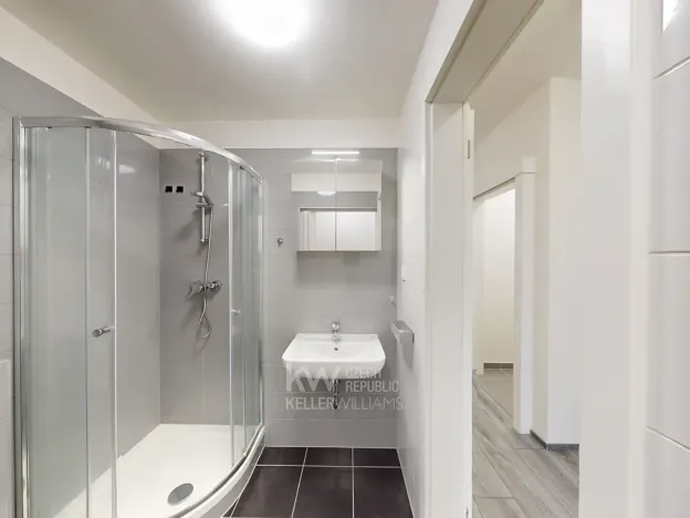 Pronájem bytu 1+kk, Praha - Hodkovičky, Šífařská, 33 m2