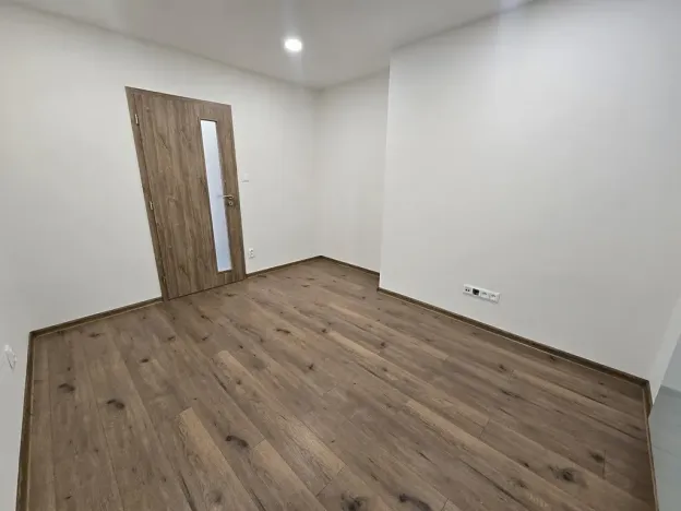 Pronájem bytu 2+kk, Moravské Budějovice, K Cihelně, 42 m2