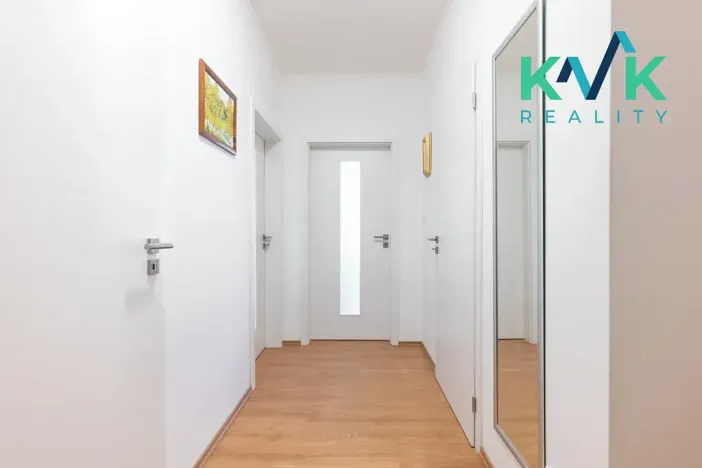 Prodej bytu 1+1, Karlovy Vary, Spálená, 46 m2