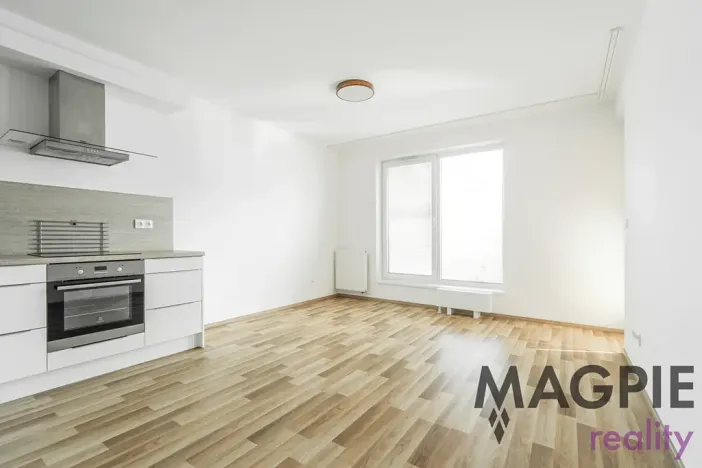 Prodej bytu 2+kk, Praha - Uhříněves, Oty Bubeníčka, 45 m2