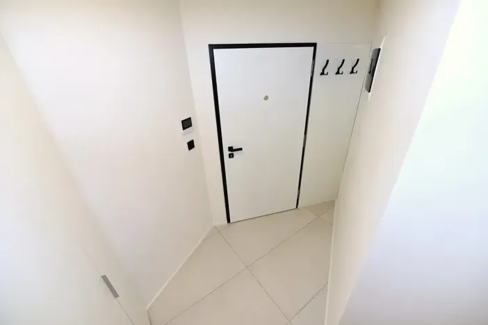 Pronájem bytu 1+kk, Praha - Vršovice, Krymská, 34 m2