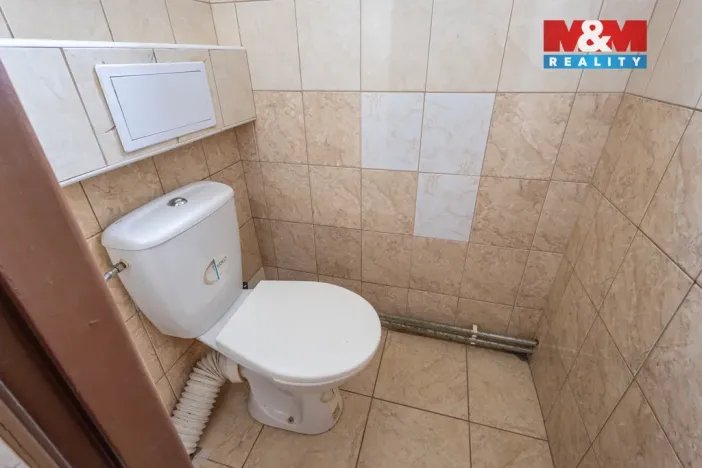 Pronájem bytu 3+1, Nový Bor, Tržní náměstí, 85 m2