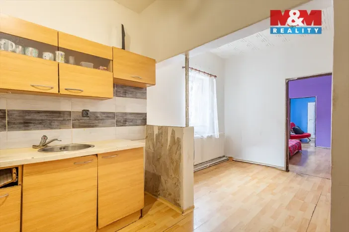 Prodej rodinného domu, Šluknov, nám. Míru, 258 m2