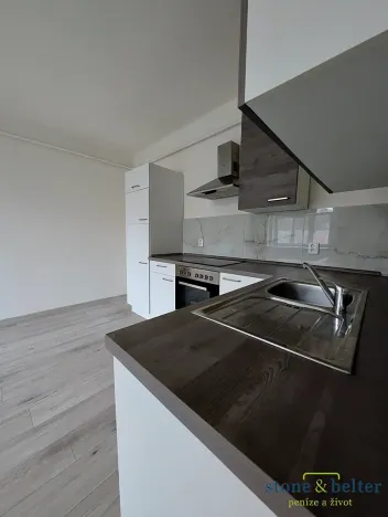 Pronájem bytu 2+kk, Louny, Poděbradova, 48 m2