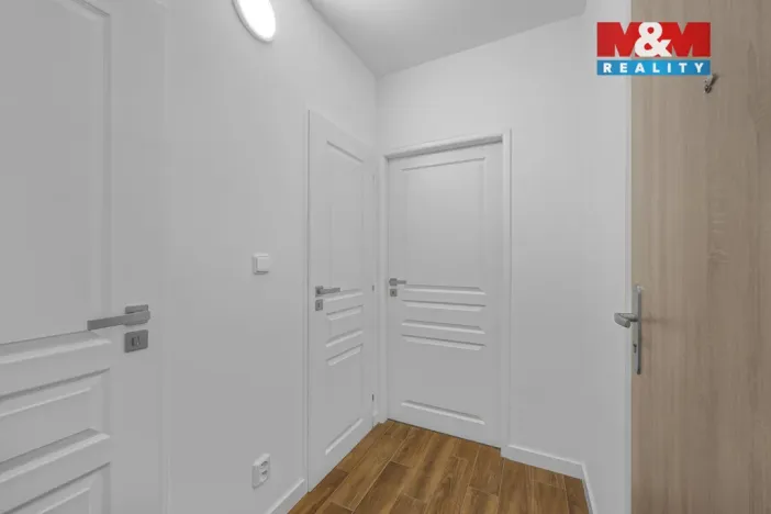 Prodej bytu 1+kk, Praha - Záběhlice, Bramboříková, 33 m2