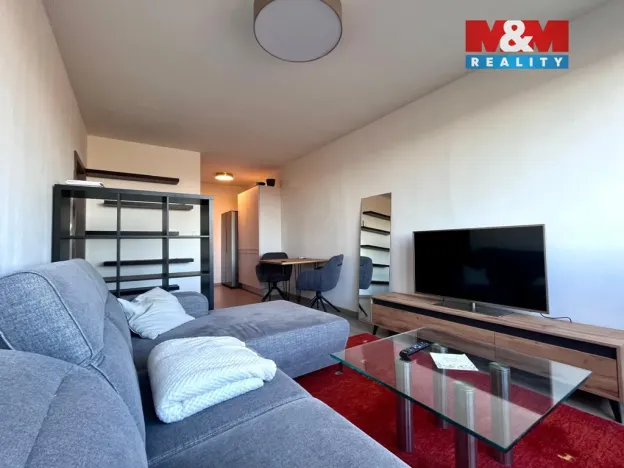 Pronájem bytu 2+kk, Praha - Petrovice, Kurčatovova, 43 m2