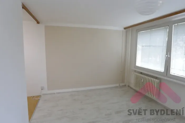 Pronájem bytu 1+kk, Praha - Řepy, Bazovského, 35 m2