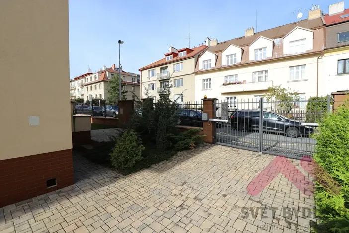 Pronájem bytu 3+kk, Praha - Michle, Na dědinách, 77 m2