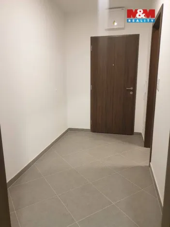 Pronájem bytu 1+kk, Praha - Dolní Měcholupy, Františka Jansy, 32 m2