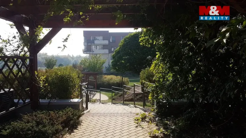 Pronájem bytu 1+kk, Praha - Dolní Měcholupy, Františka Jansy, 32 m2