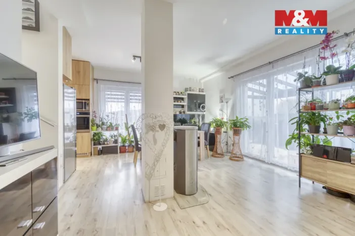 Prodej bytu 4+kk, Králův Dvůr - Křižatky, Na Vinohradech, 94 m2