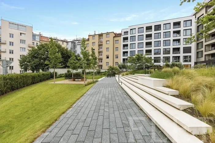 Pronájem bytu 2+kk, Praha - Bubeneč, Vítězné náměstí, 47 m2