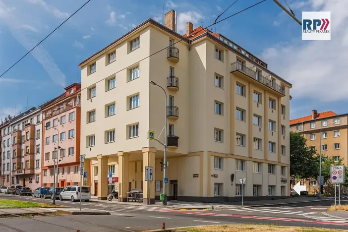 Pronájem bytu 1+1, Praha - Dejvice, Jugoslávských partyzánů, 45 m2