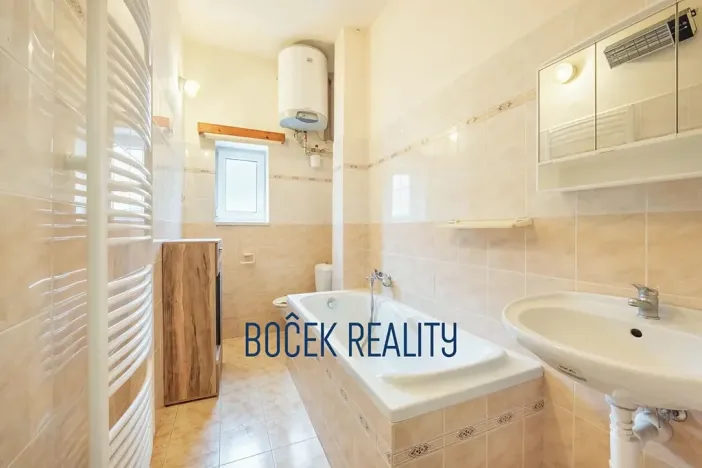 Prodej bytu 1+1, Beroun, V Hlinkách, 37 m2