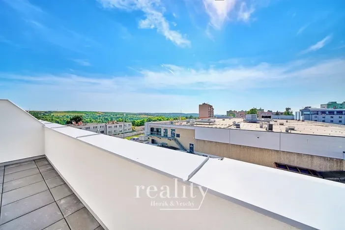 Pronájem bytu 1+kk, Znojmo, Kosmákova, 58 m2