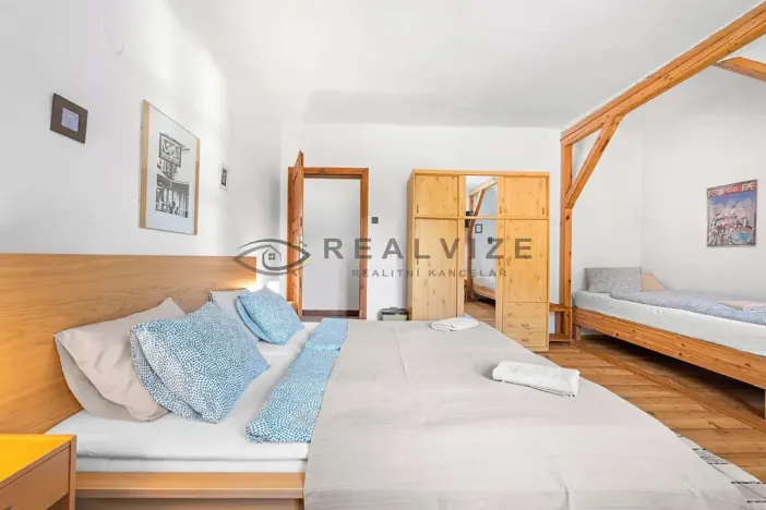 Prodej rodinného domu, Větřní, 250 m2