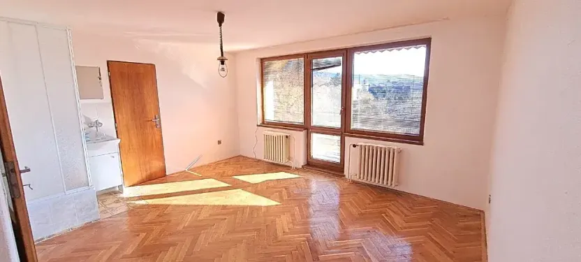 Prodej rodinného domu, Lomnička, 300 m2