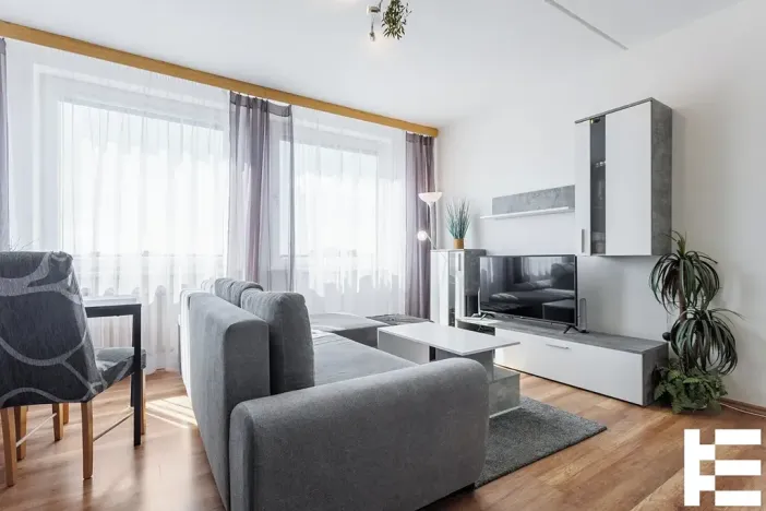 Pronájem bytu 2+kk, Praha - Černý Most, Bryksova, 42 m2