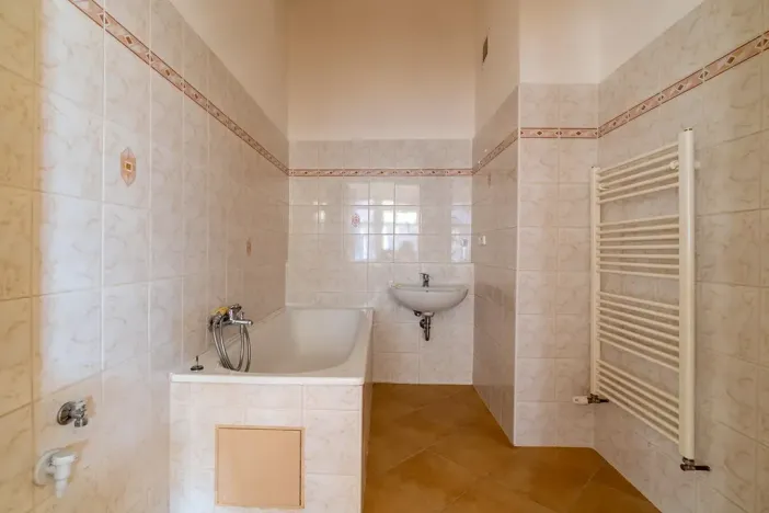 Pronájem bytu 2+1, Praha - Bubeneč, Čechova, 70 m2