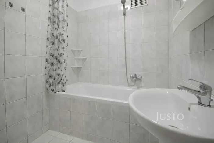 Pronájem bytu 1+1, Ústí nad Labem, Tolstého, 44 m2