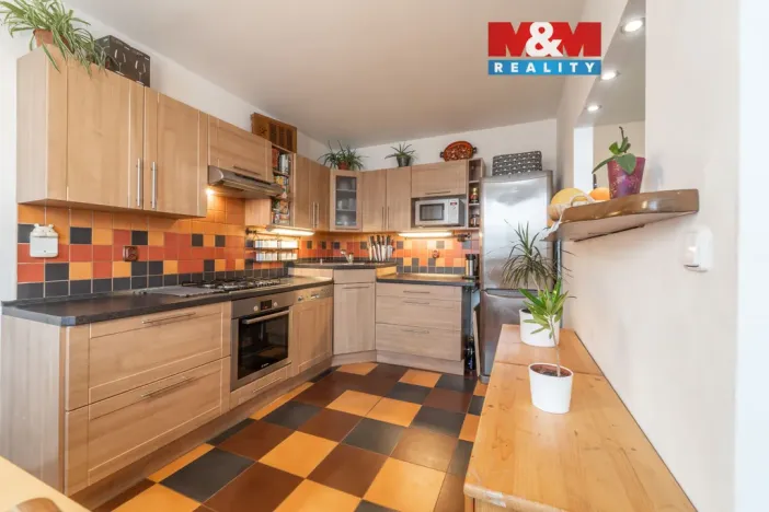 Prodej bytu 3+1, Praha - Prosek, Litvínovská, 75 m2