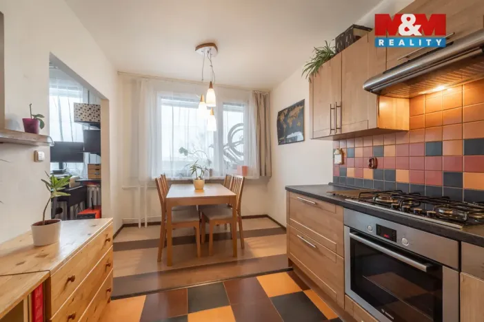 Prodej bytu 3+1, Praha - Prosek, Litvínovská, 75 m2