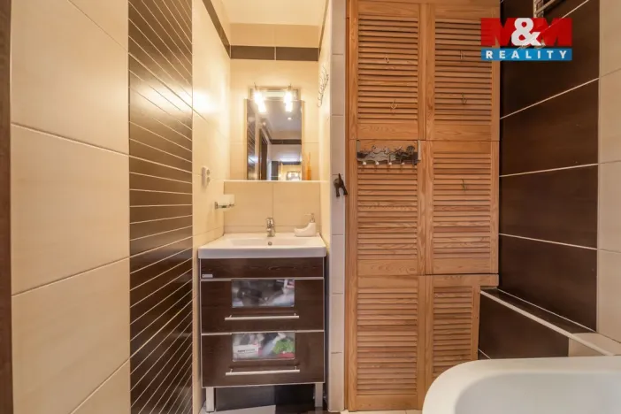 Prodej bytu 3+1, Praha - Prosek, Litvínovská, 75 m2