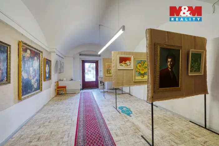 Pronájem obchodního prostoru, Žatec, náměstí Svobody, 80 m2