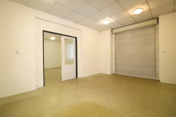 Pronájem obchodního prostoru, Modřice, Brněnská, 158 m2